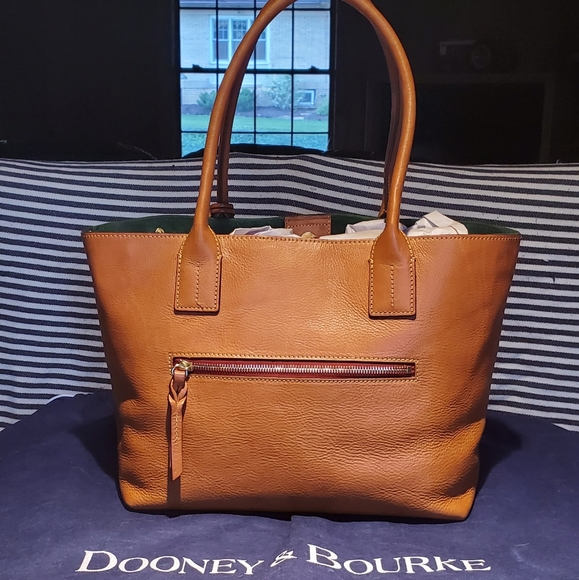 Dooney and Bourke Russell tote - Picture 3 of 8
